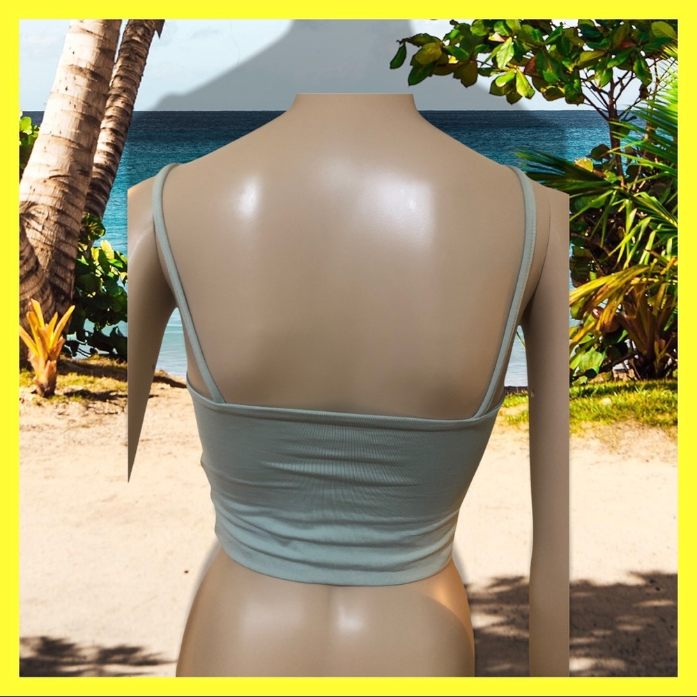 Kookai Matcha Cruise Crop Top Size 1 (Aus 6-8) Fitted Silhouette Made In Fiji - Picture 4 of 7